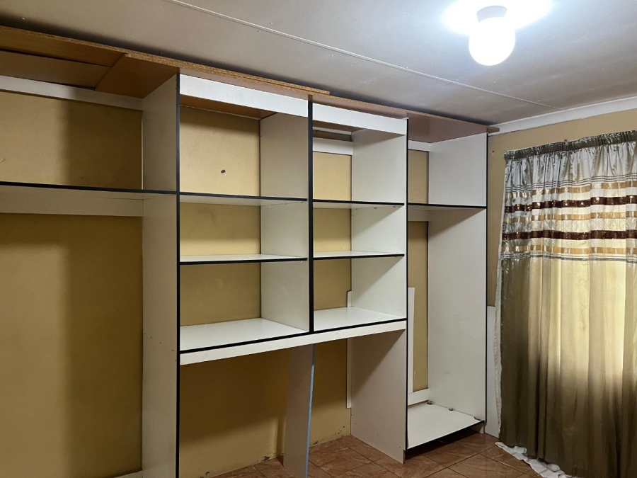 2 Bedroom Property for Sale in Bloemside 5 Free State